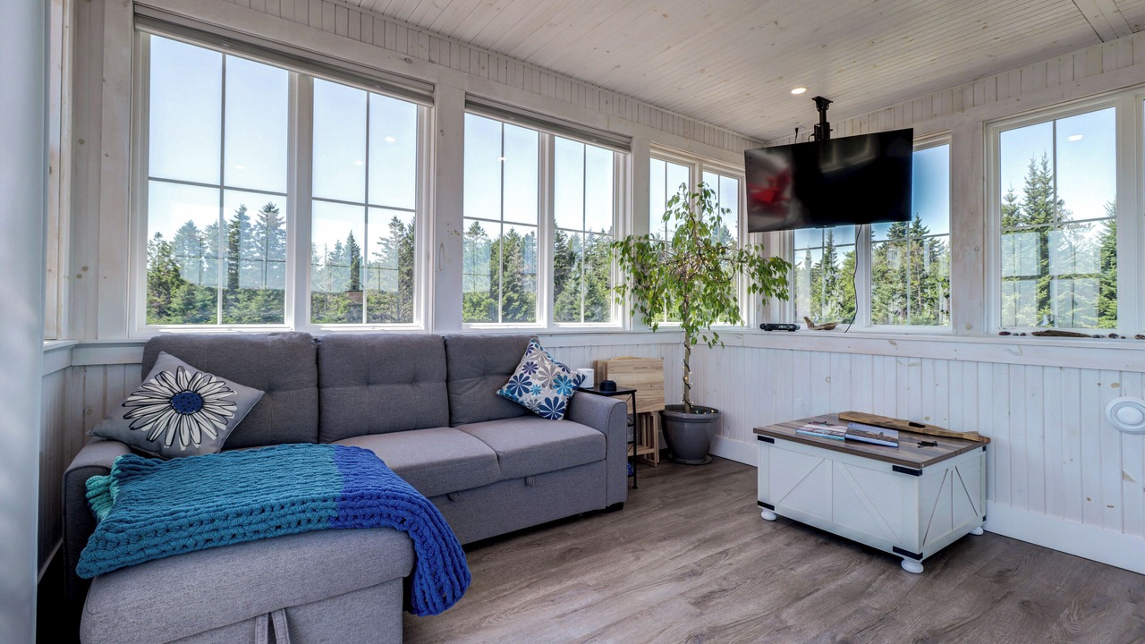 Photo of Livingroom in Bay View