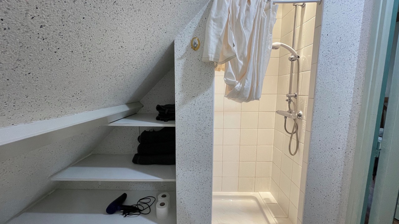 Photo of Bathroom in Contres