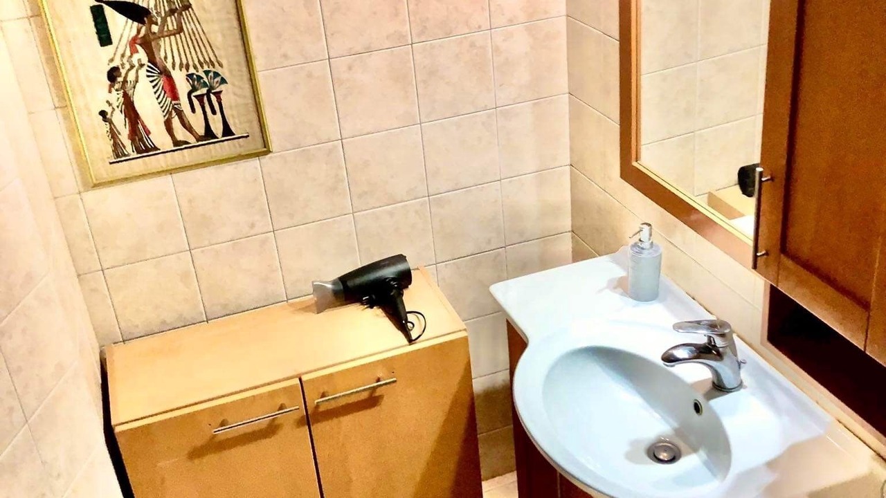 Photo of Bathroom in Volos City Centre