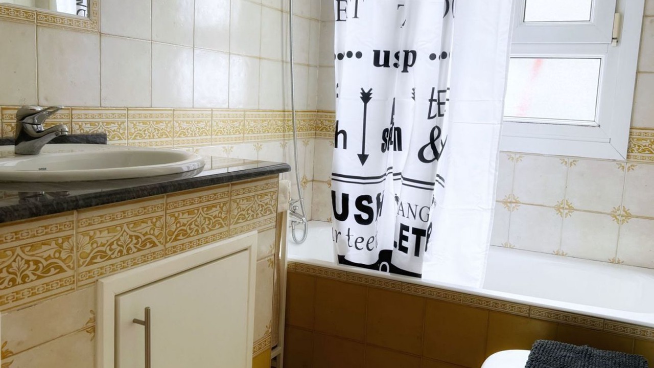 Photo of Bathroom in Ametzola