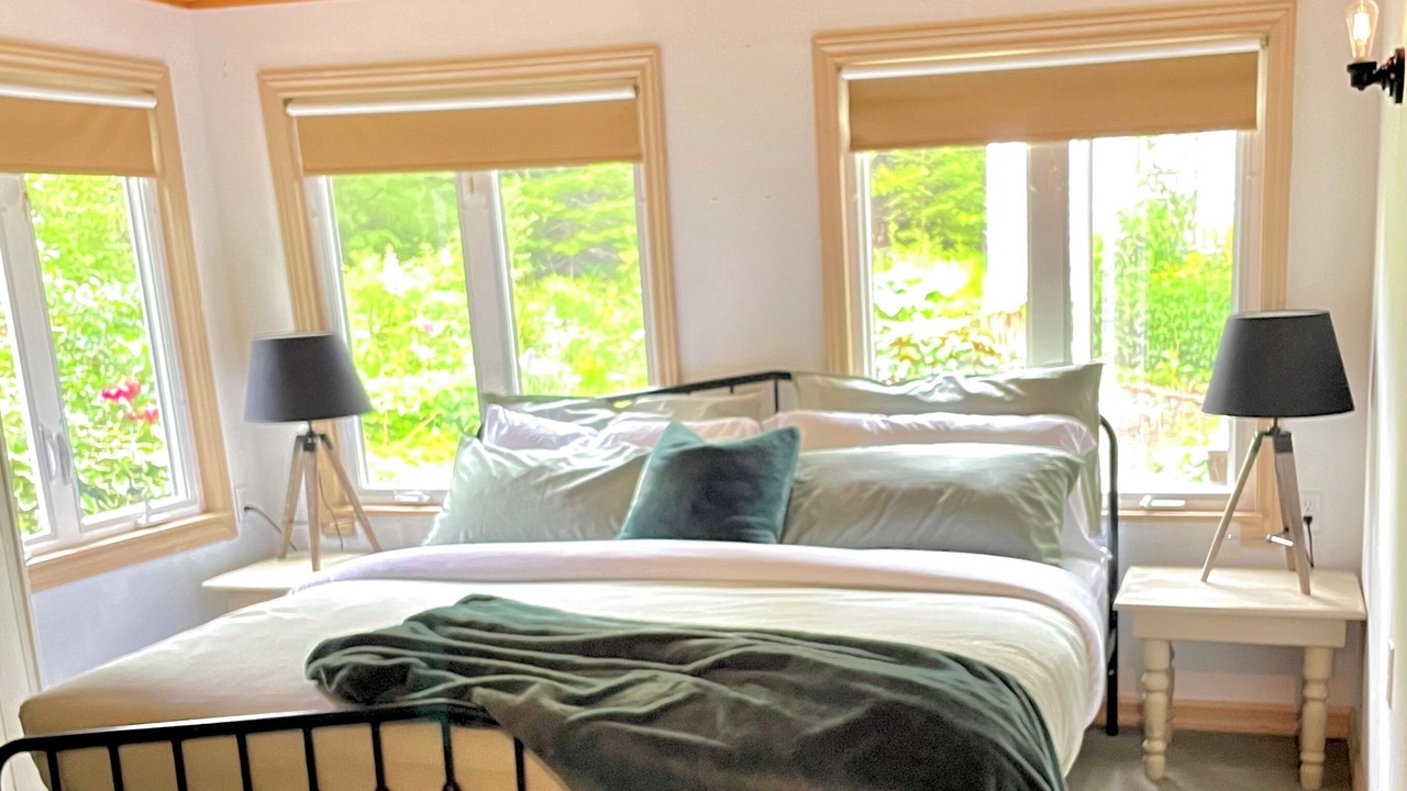 Photo of Bedroom in West Hants