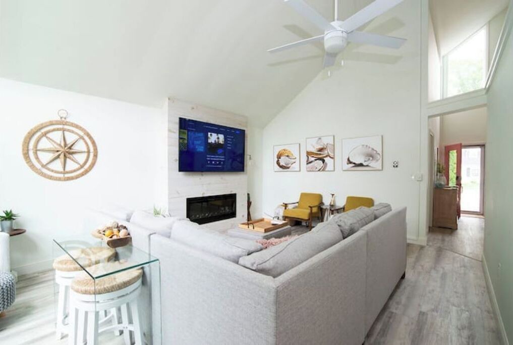 Photo of Livingroom in New London