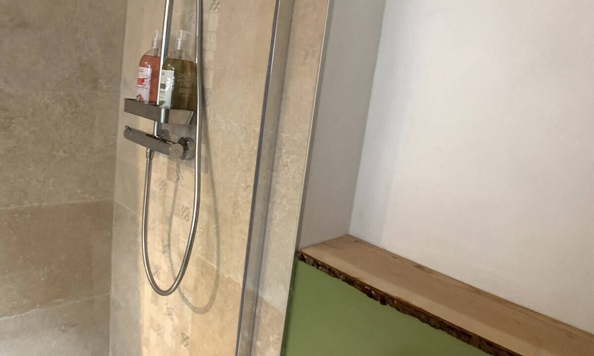 Photo of Bathroom in Malain