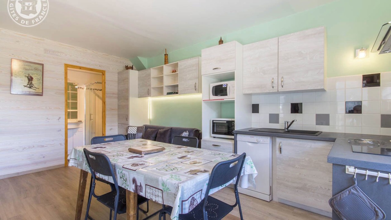 Photo of Kitchen in Praranger