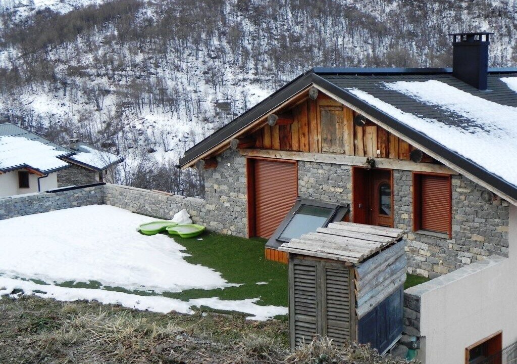 Photo of Outdoor in Praranger