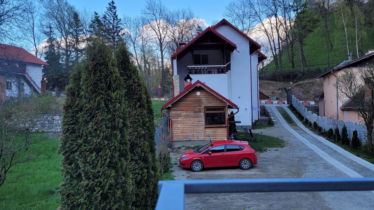 Photo of Outdoor in Bran