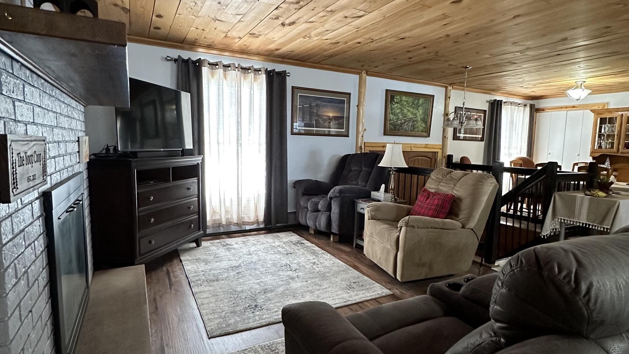 Photo of Livingroom in Grand Marais