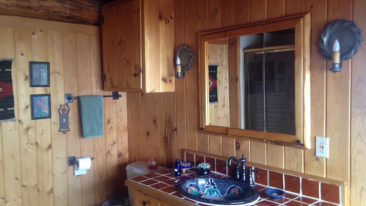 Photo of Bathroom in Virginia City Ranches