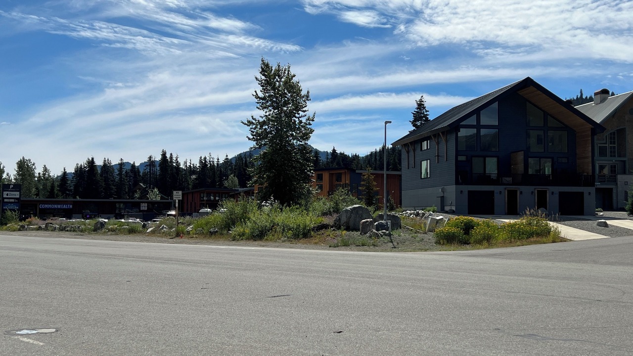 Photo of Others in Snoqualmie Pass