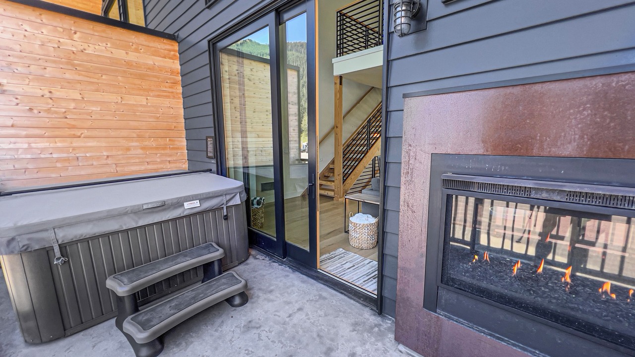 Photo of Livingroom in Snoqualmie Pass