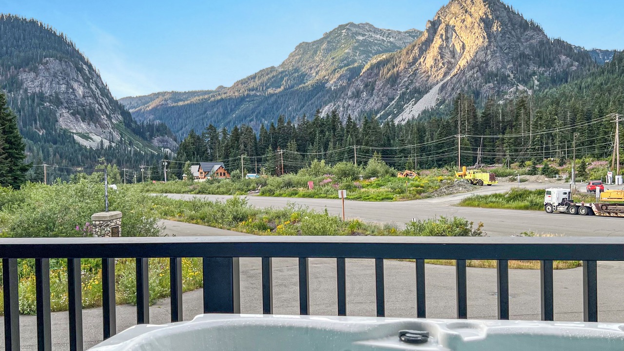 Photo of Others in Snoqualmie Pass