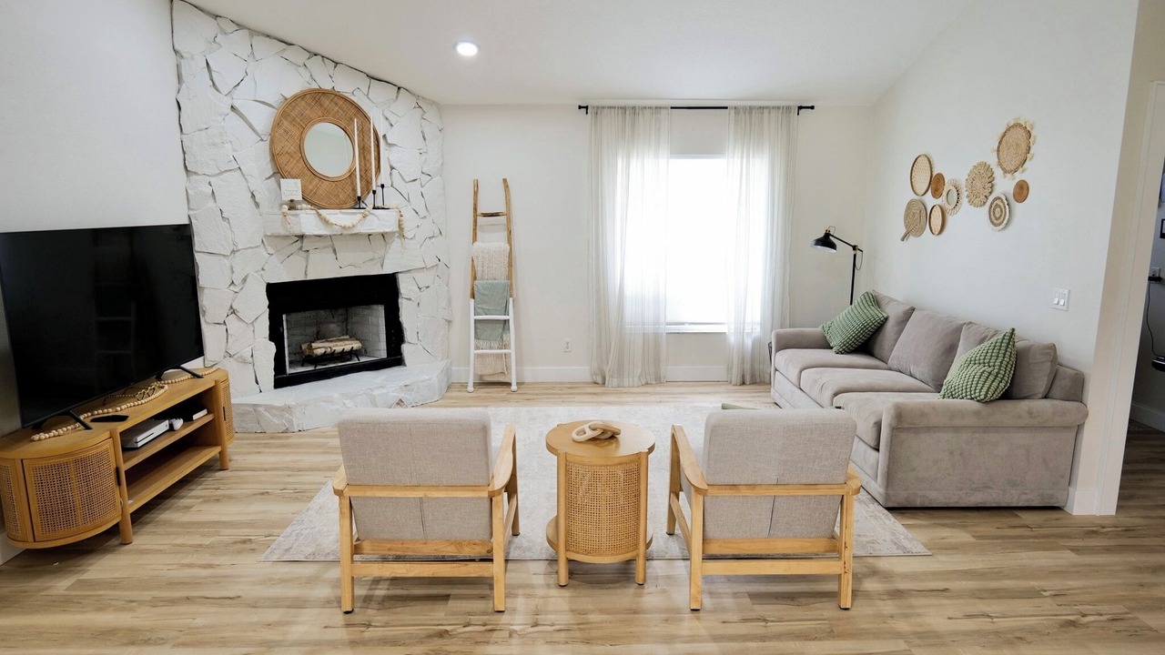 Photo of Livingroom in Venice Gardens