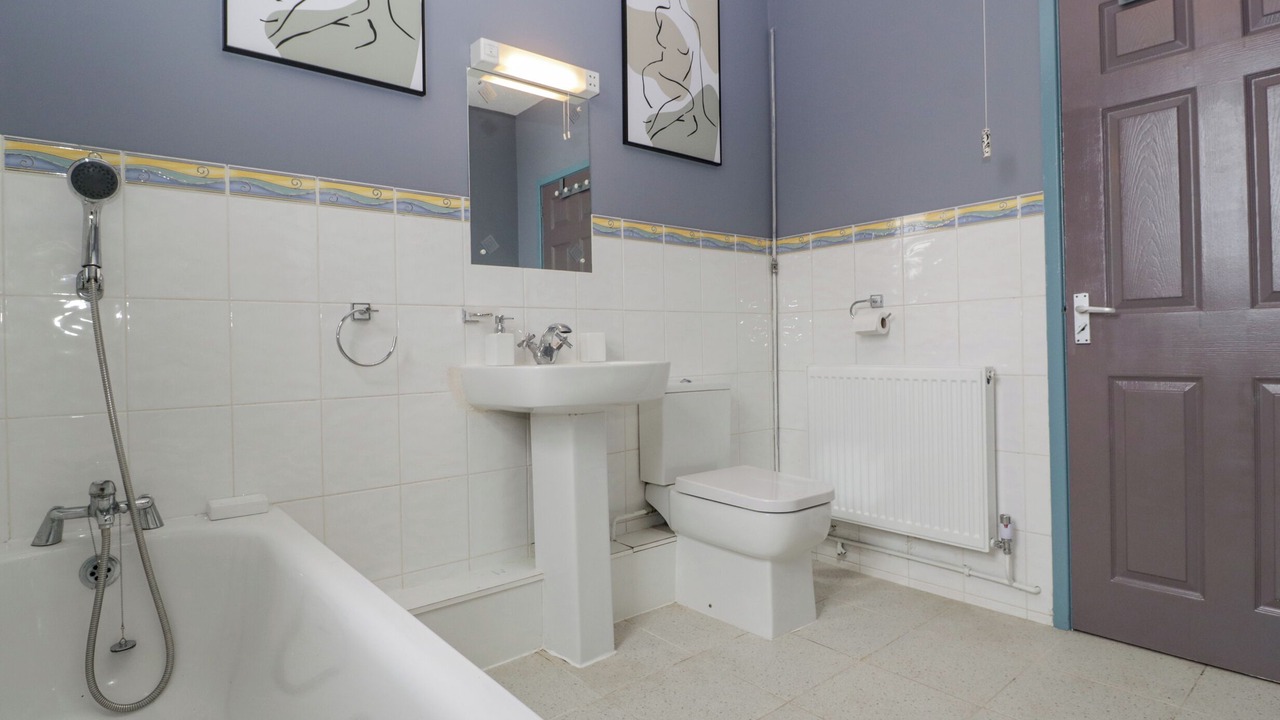 Photo of Bathroom in Yorkley
