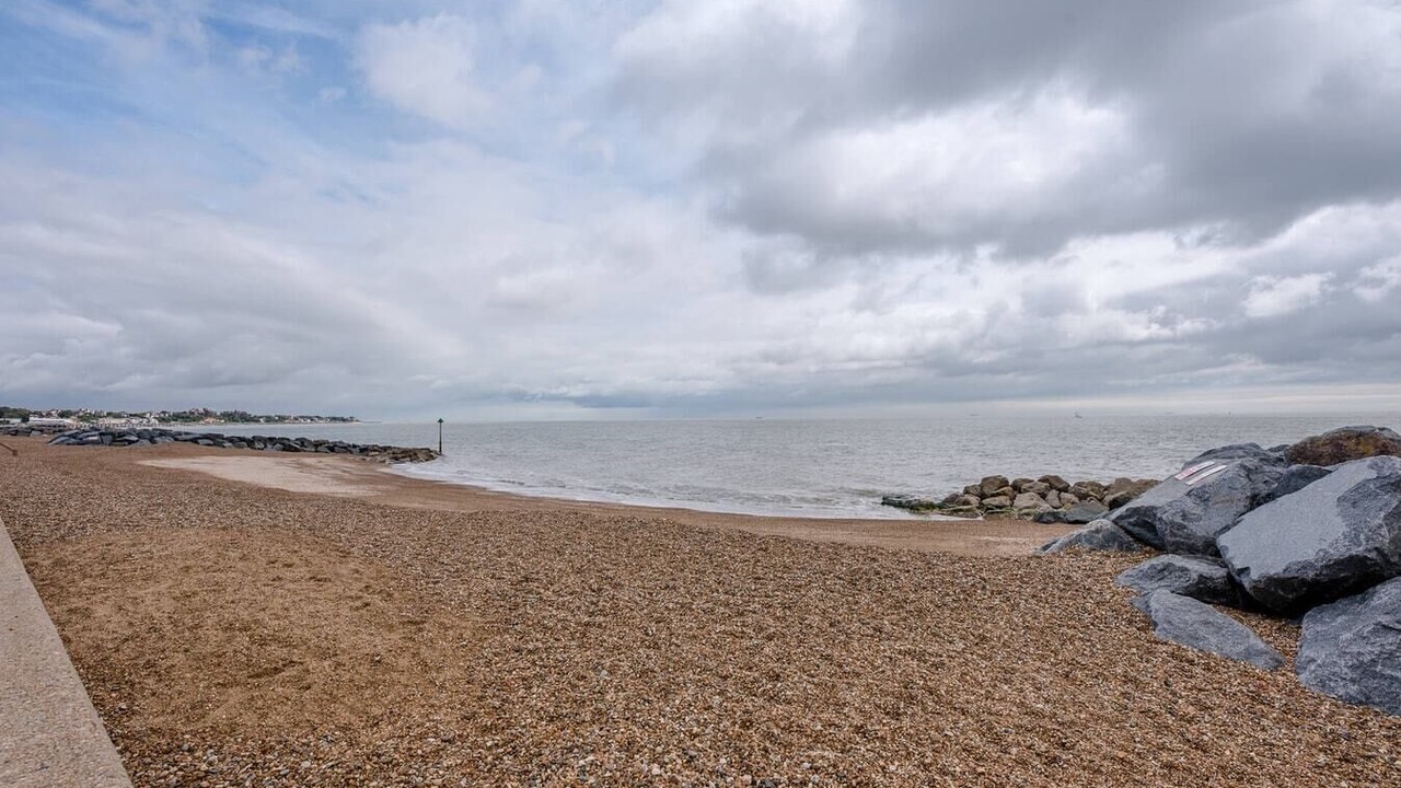 Photo of Others in Felixstowe