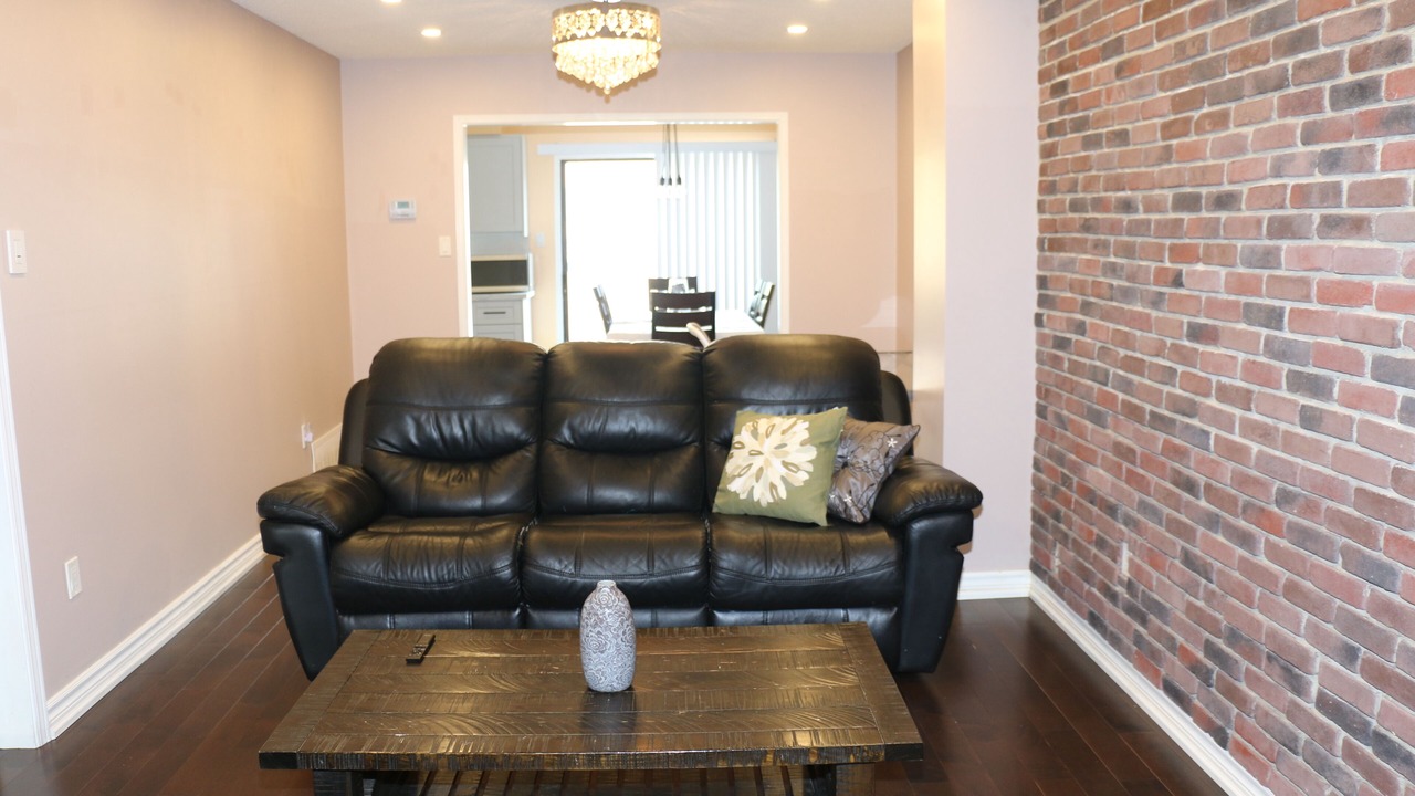 Photo of Livingroom in Markham