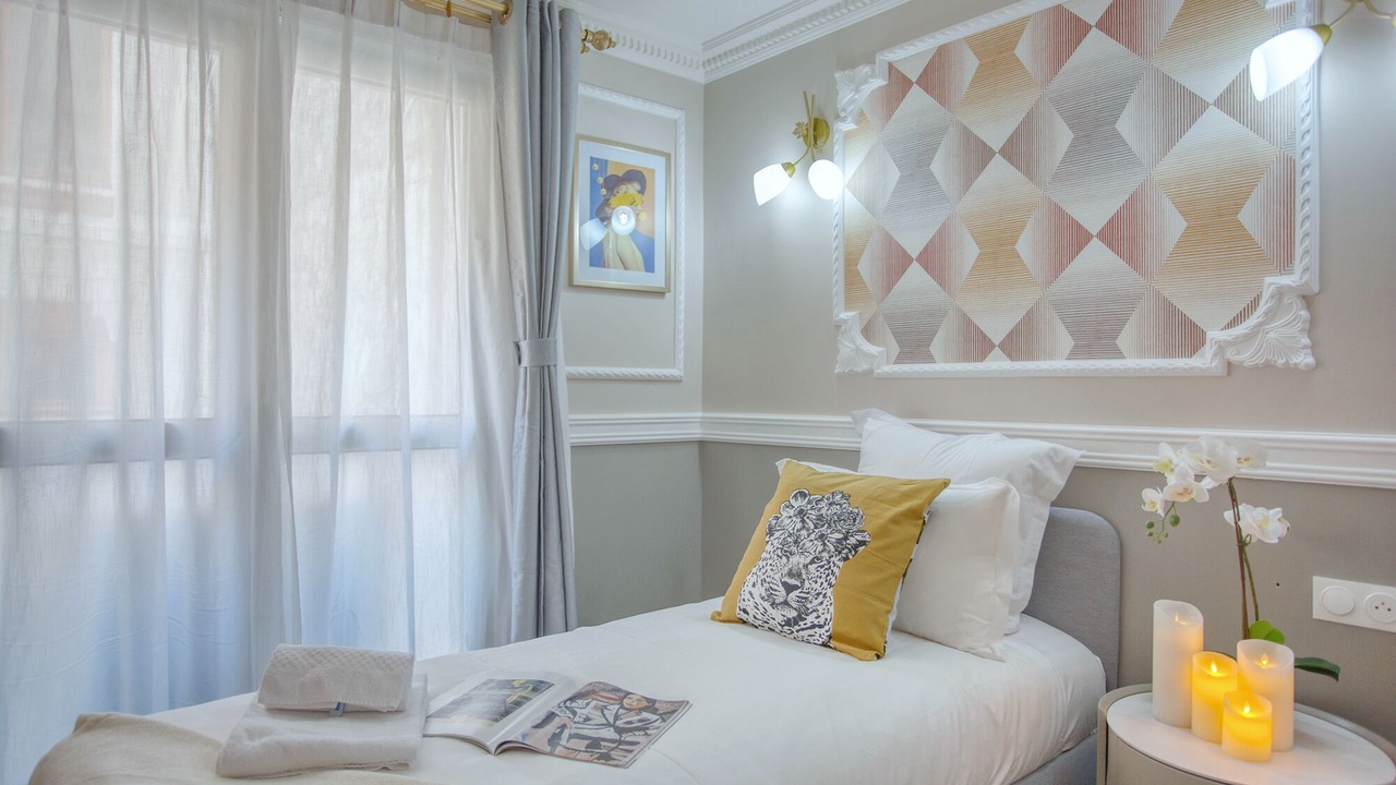 Photo of Bedroom in 11th Arrondissement
