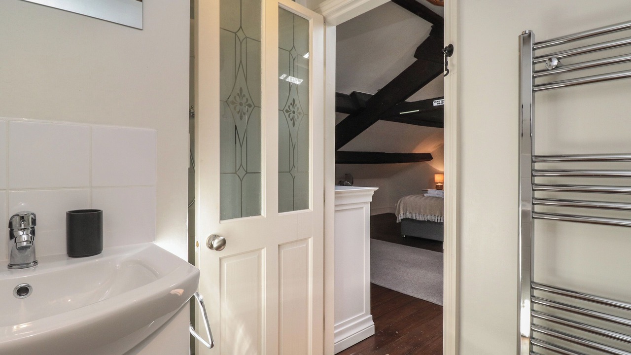 Photo of Bathroom in Cark