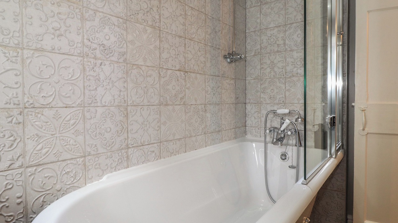 Photo of Bathroom in Cark