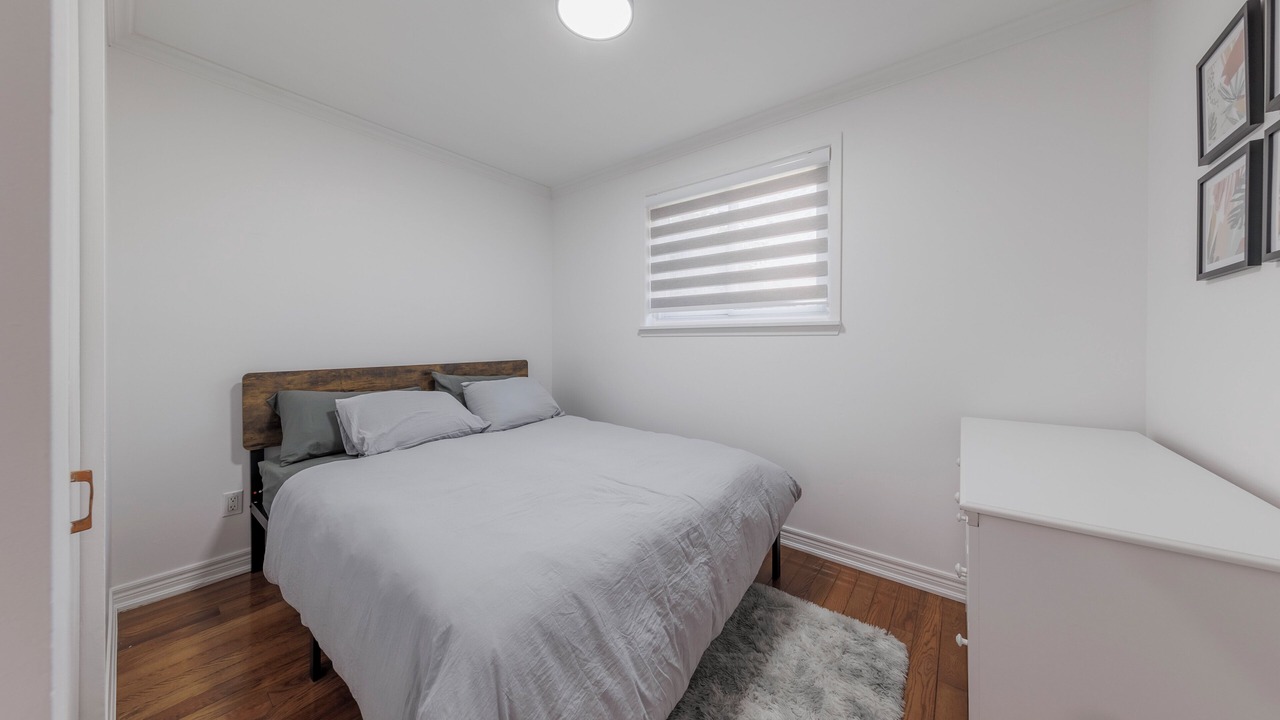 Photo of Bedroom in Ajax