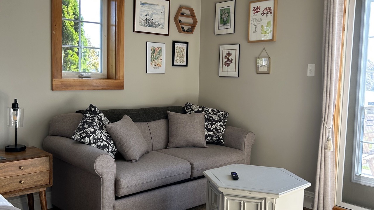 Photo of Livingroom in Hall's Harbour