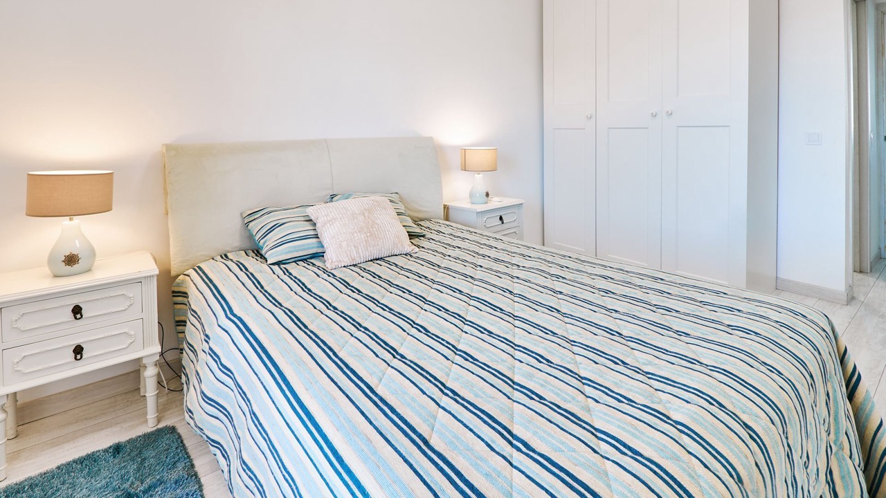 Photo of Bedroom in Alporchinhos