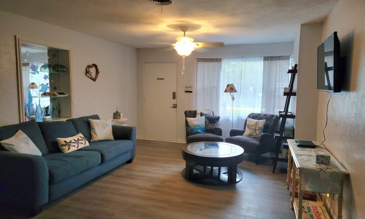 Photo of Livingroom in Pupukea