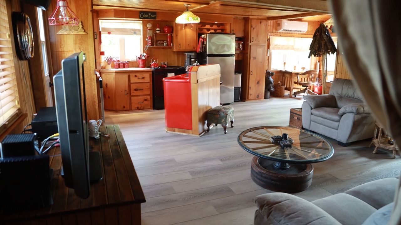 Photo of Livingroom in Collingwood Corner