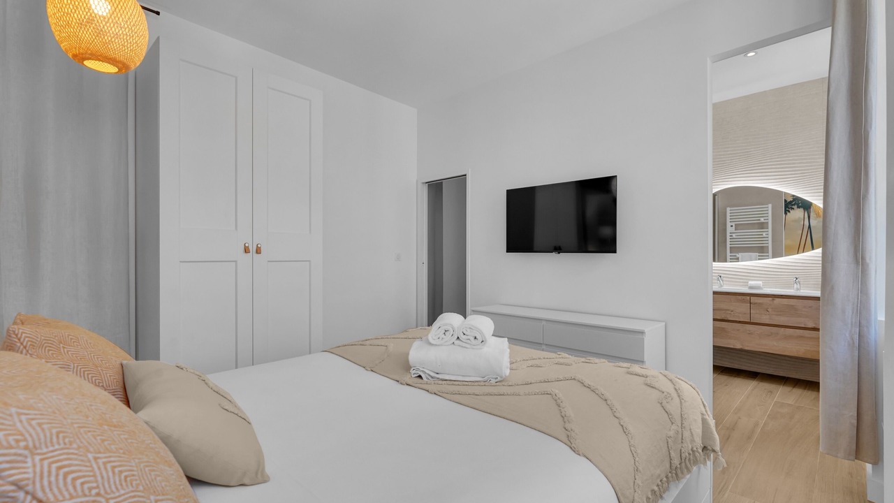 Photo of Bedroom in Saint - Aubin - Dupuy
