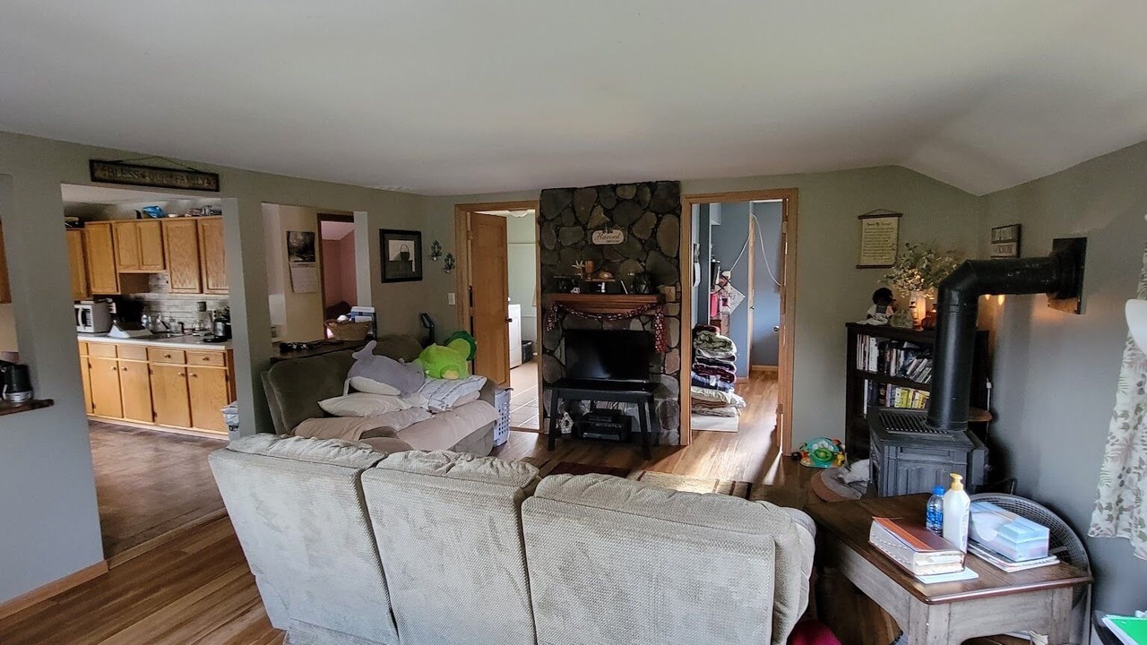 Photo of Livingroom in Chassell