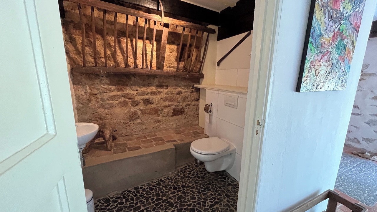 Photo of Bathroom in Alligny-en-Morvan