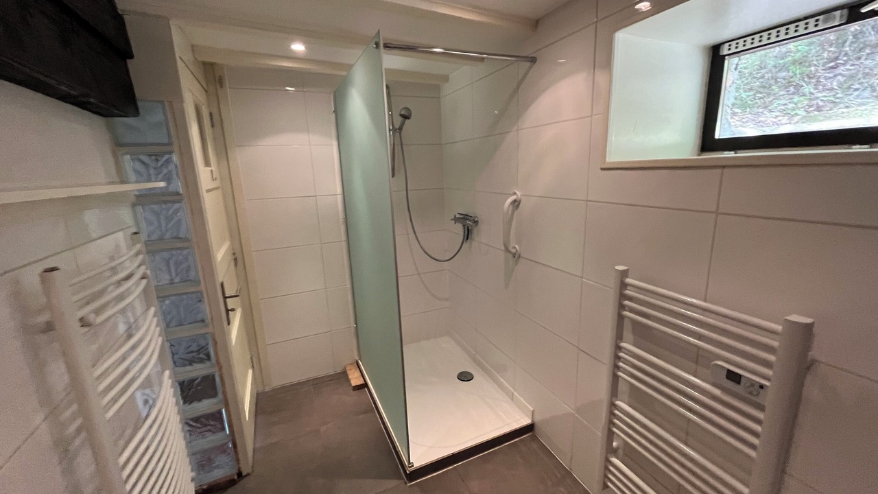Photo of Bathroom in Alligny-en-Morvan