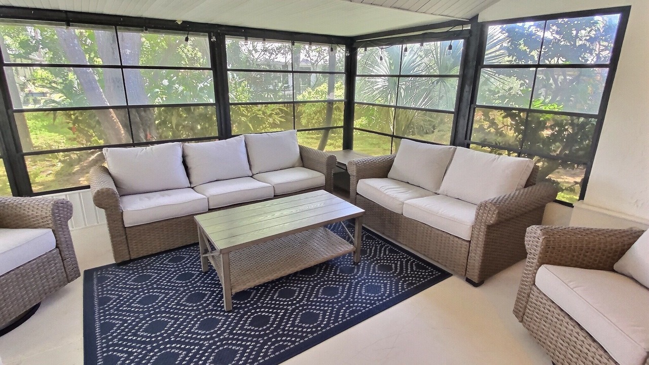 Photo of Livingroom in Venice Gardens