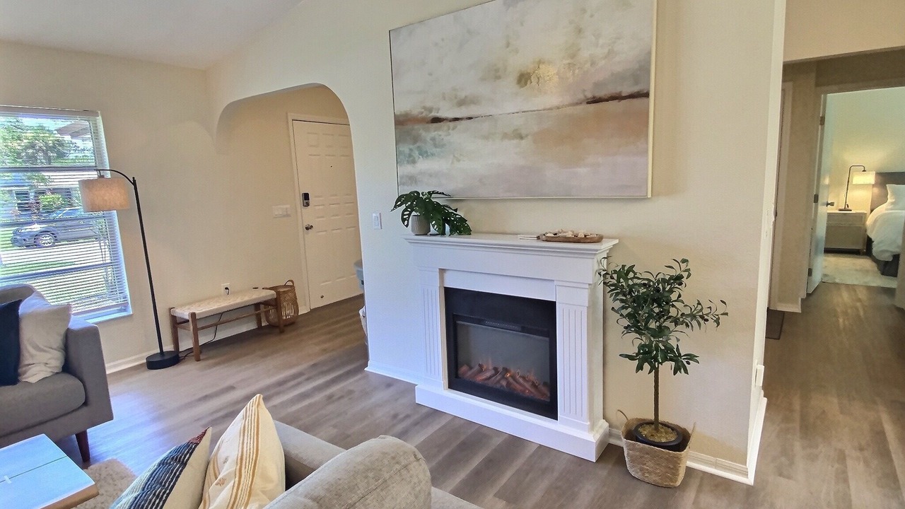 Photo of Livingroom in Venice Gardens