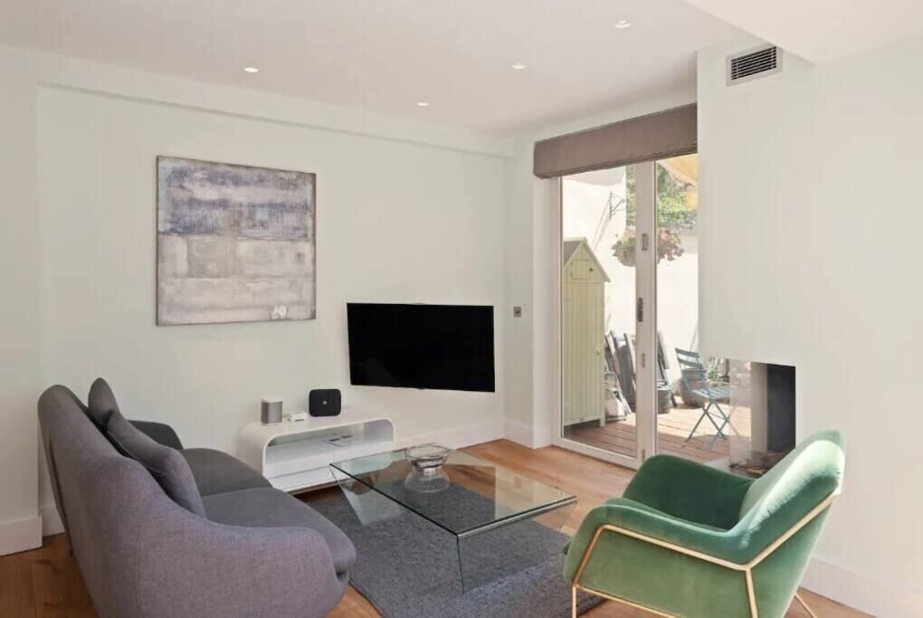 Photo of Livingroom in Westbourne
