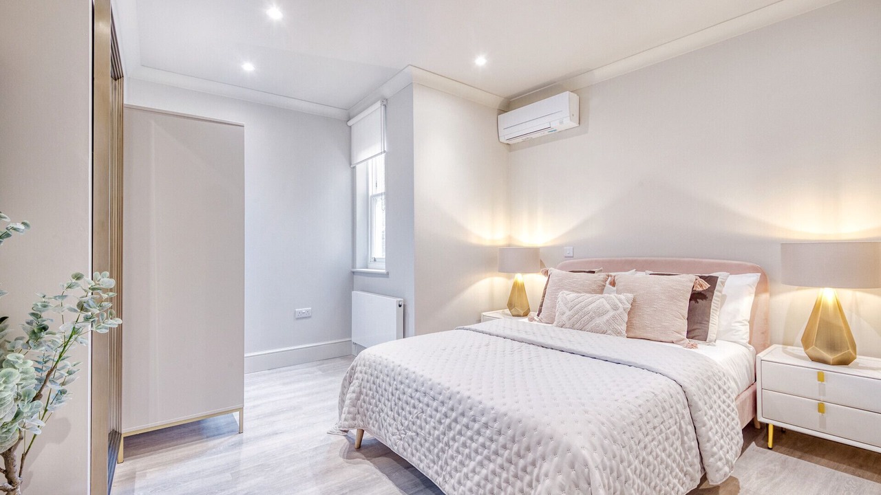 Photo of Bedroom in City of Westminster