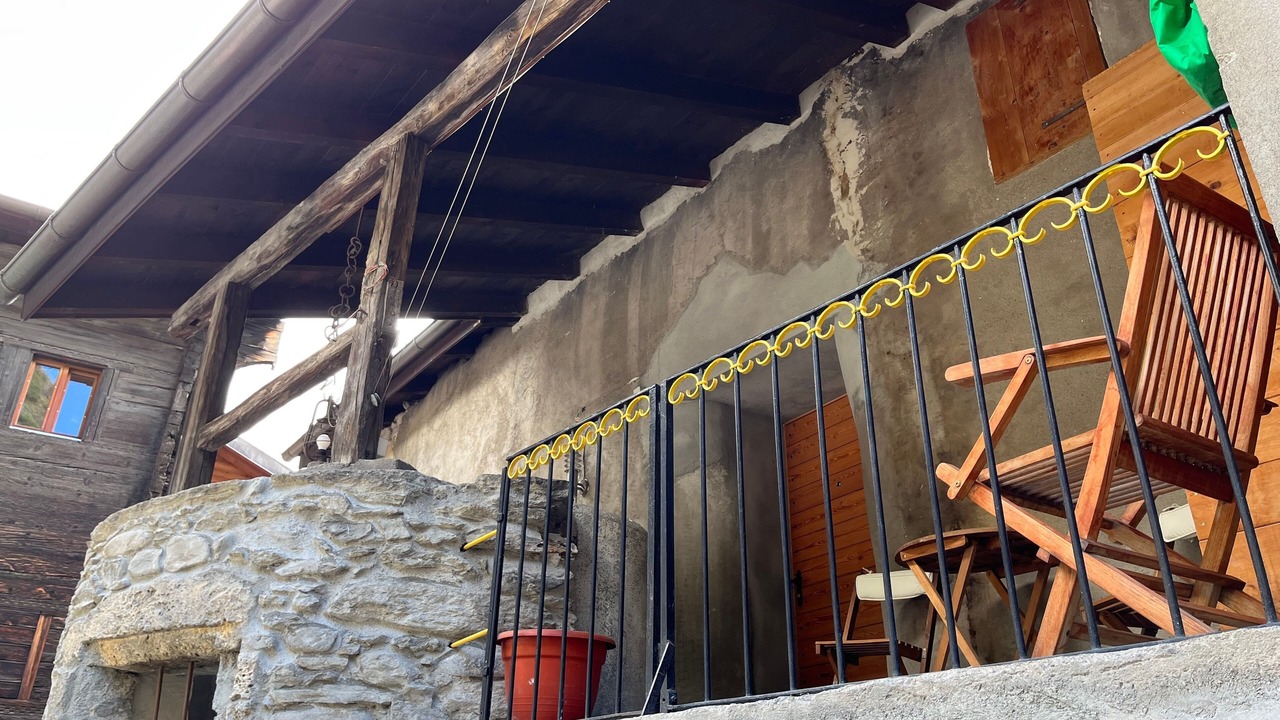 Photo of Patio Balcony in Naters
