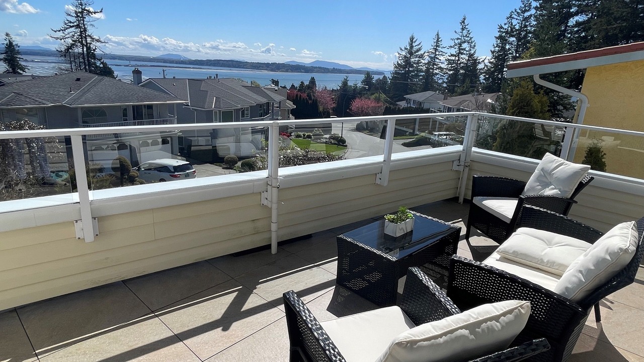 Photo of Patio Balcony in White Rock