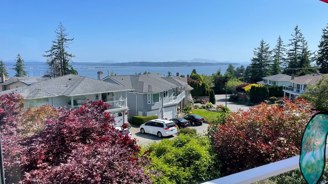 Photo of Others in White Rock