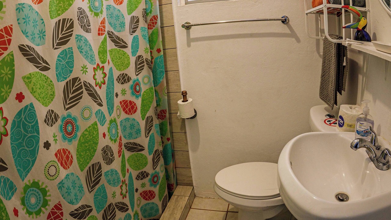 Photo of Bathroom in Pole Ojea