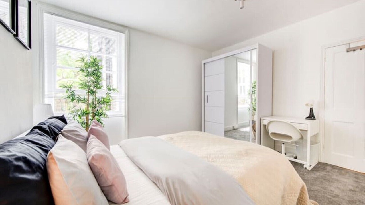 Photo of Bedroom in West Brompton