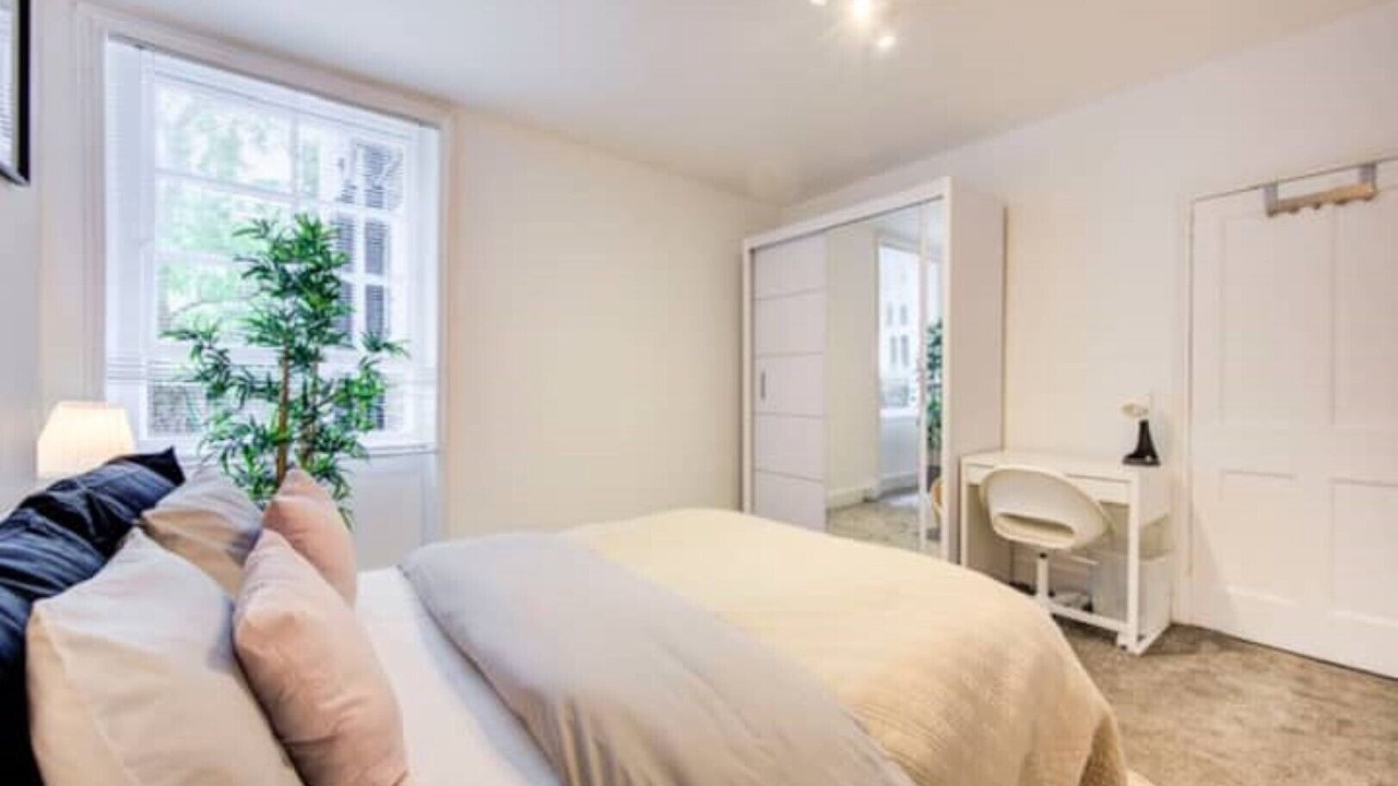 Photo of Bedroom in West Brompton