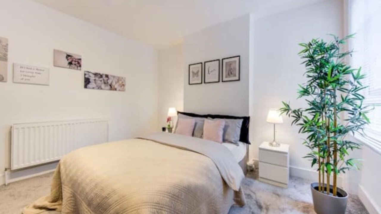 Photo of Bedroom in West Brompton