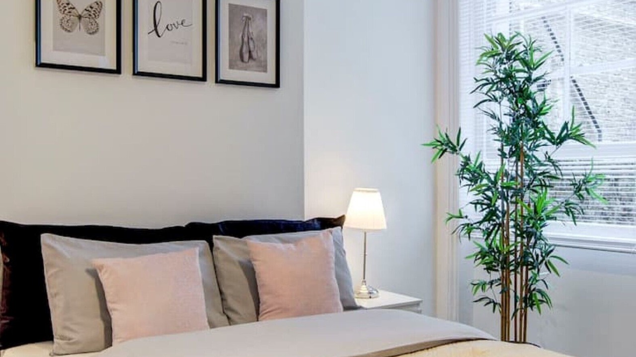 Photo of Bedroom in West Brompton
