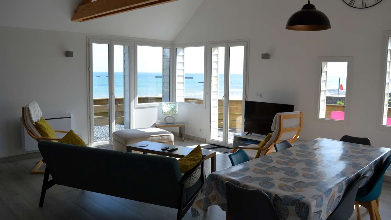 Photo of Livingroom in Saint-Come-de-Fresne