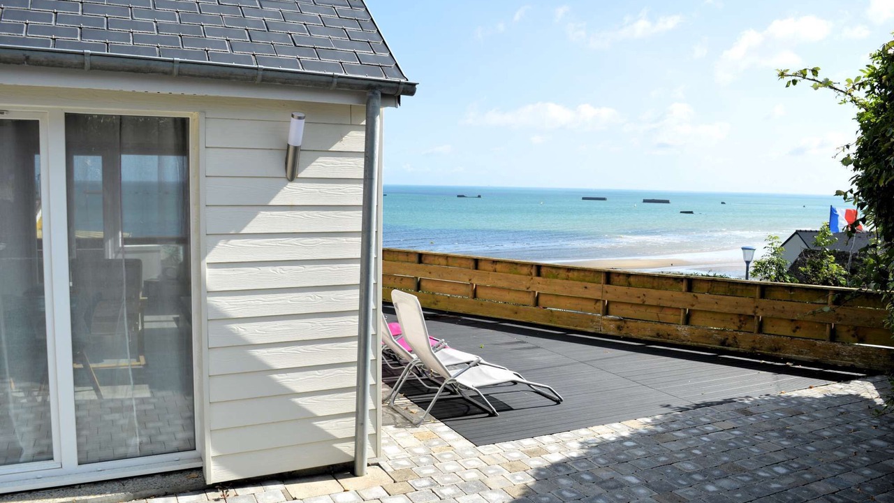 Photo of Patio Balcony in Saint-Come-de-Fresne