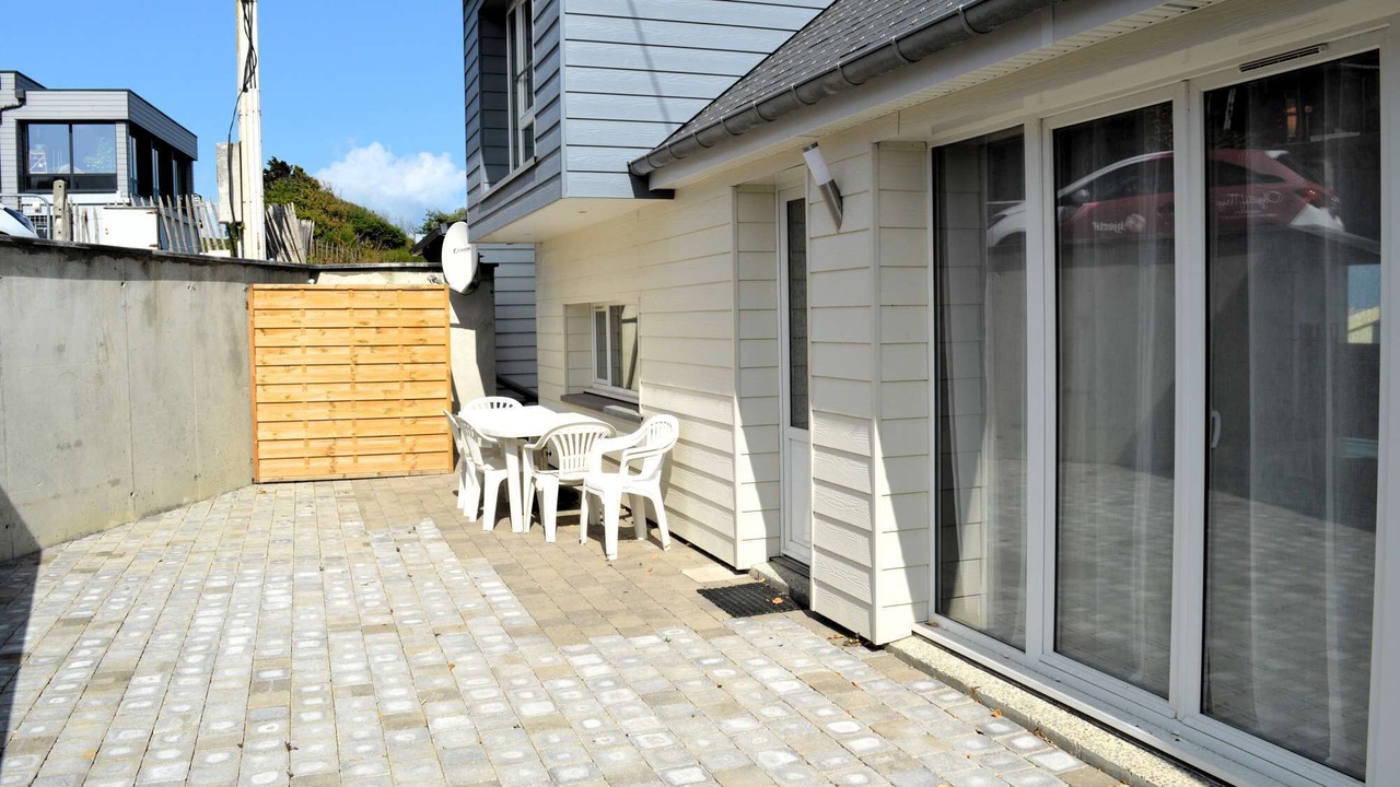Photo of Outdoor in Saint-Come-de-Fresne