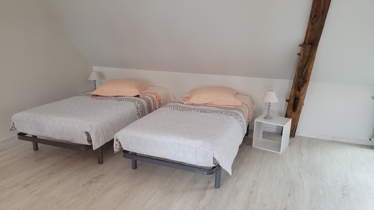 Photo of Bedroom in Souge
