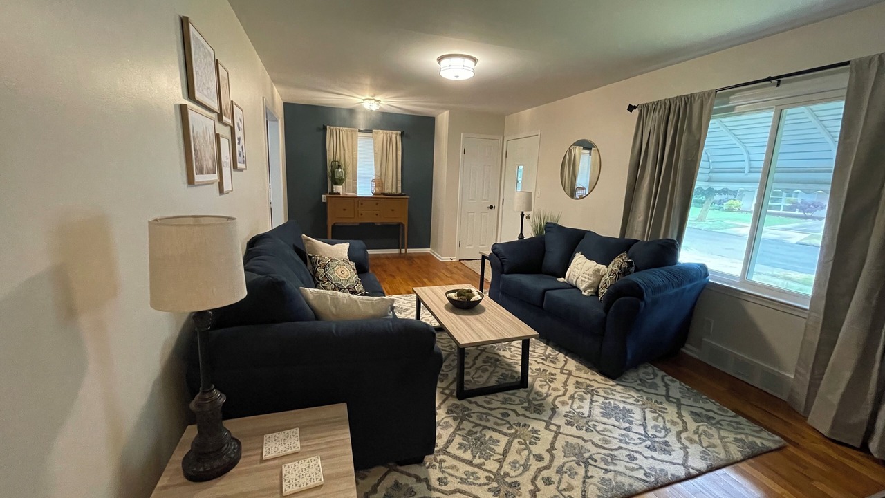 Photo of Livingroom in Davison