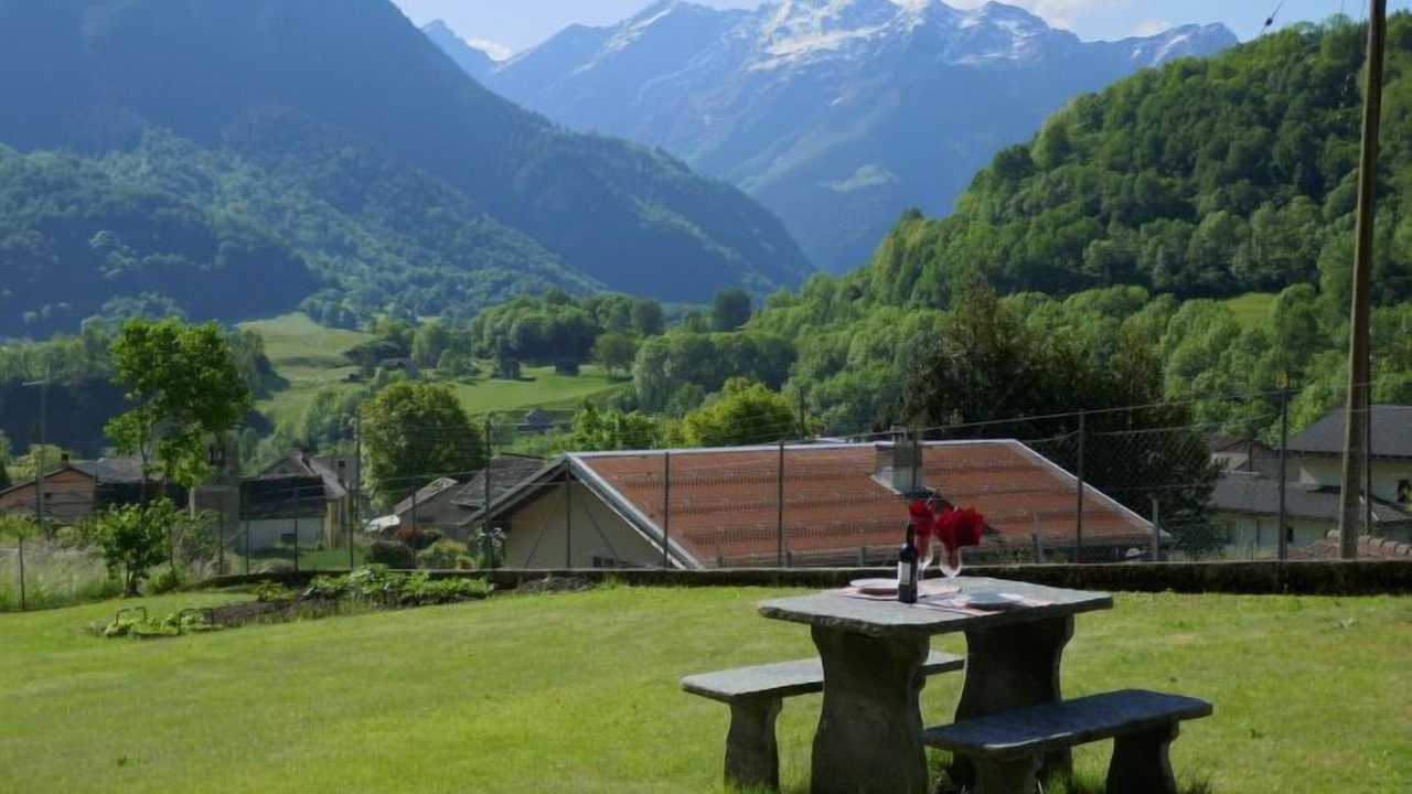 Photo of Outdoor in Olivone