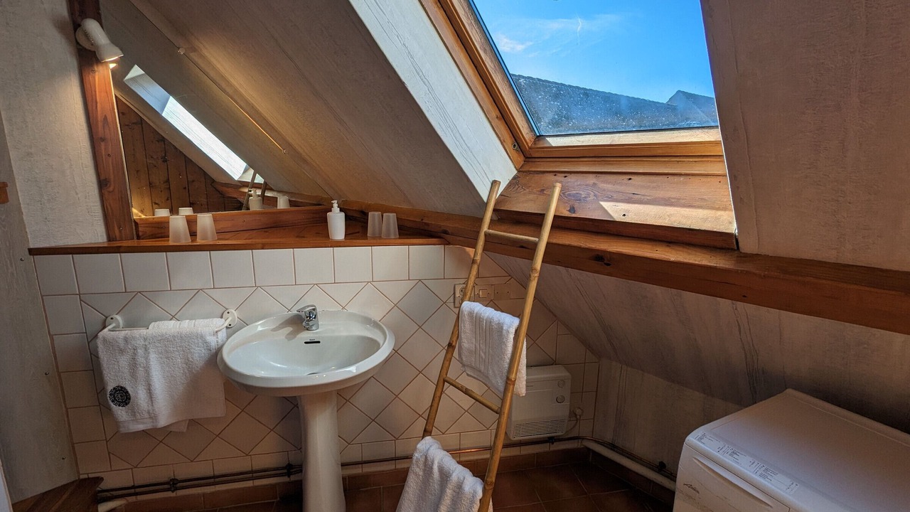 Photo of Bathroom in Tigy